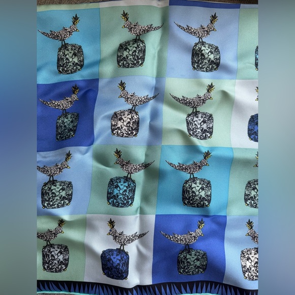 Tiffany & Co. Silk Skarf - Picture 11 of 12